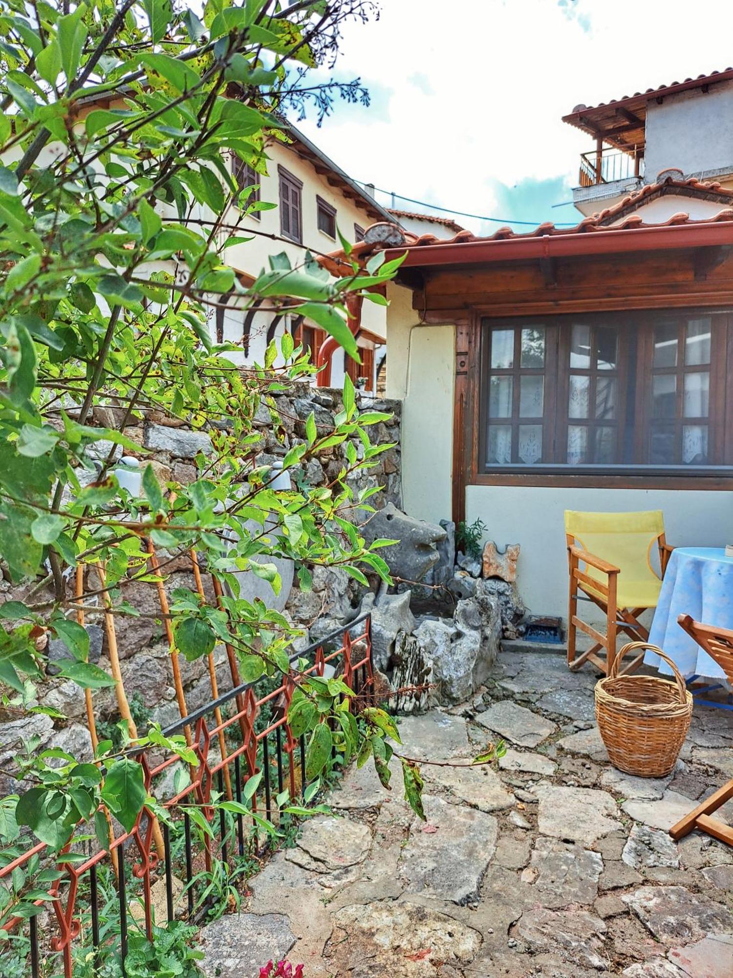 Panthea * Stavroupoli